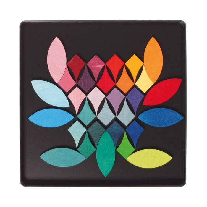 Grimm's | Magnet Puzzle Circles 4 Grimm's | Magnet Puzzle Circles - Image 2