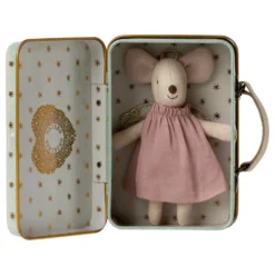 Maileg | Angel Mouse In Suitcase 9 Maileg | Angel Mouse In Suitcase -MILKTOOTH Sales Maileg Mouse Angel in Suitcase 2