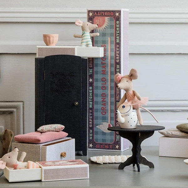 Maileg | Dance Mouse In Daybed Little Sister 6 Maileg | Dance Mouse In Daybed Little Sister - Image 4