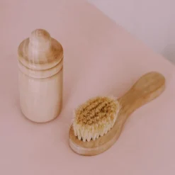 Olli Ella | Dinkum Doll Bottle | Wooden Toy -MILKTOOTH Sales Milk Tooth Olli Ella Dinkum Doll Wooden Bottle Timber Hairbrush 2