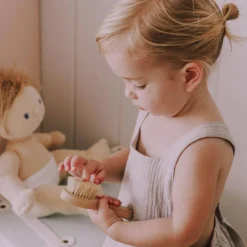 Olli Ella | Dinkum Doll Brush | Wooden Toy 12 Olli Ella | Dinkum Doll Brush | Wooden Toy -MILKTOOTH Sales Milk Tooth Olli Ella Dinkum Doll Wooden Hair Brush 2
