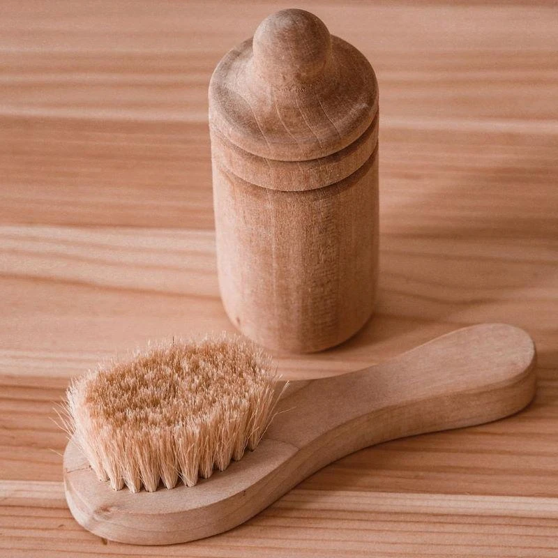 Olli Ella | Dinkum Doll Brush | Wooden Toy 5 Olli Ella | Dinkum Doll Brush | Wooden Toy - Image 3