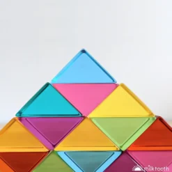 Papoose | Small Lucite Triangles | 32 Pieces With Tray